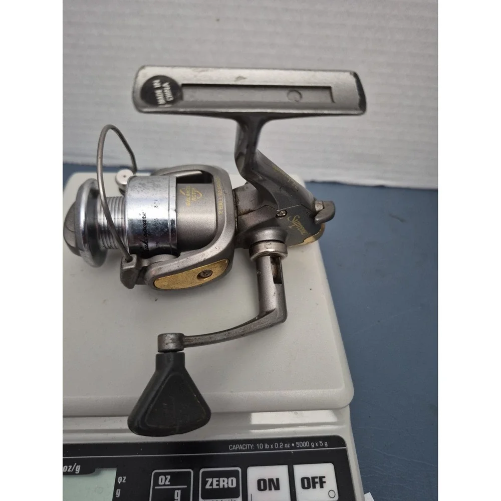Shakespeare Supreme S430 FISHING REEL Spinning Reel
